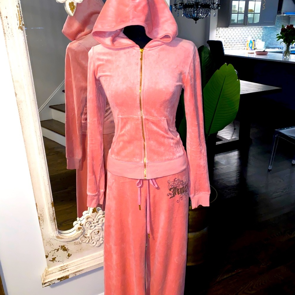 COPY - Juicy Couture Sweatsuit